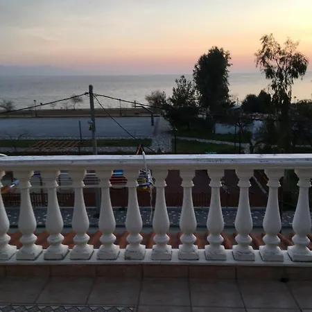 Maria *
