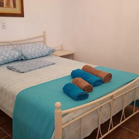 Apartment Maria Nea Karvali